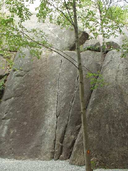 This was a nice finger crack.  Lots of climbing routes throughout the entire area.