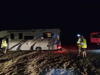Team Sea to See's big RV that was towing a trailer got stuck in sand in the dessert at night. It took us about 45 minutes to extract it. (16 Jun 2018) Team Sea to See's big RV that was towing a trailer got stuck in sand in the dessert at night. It took us about 45 minutes to extract it.