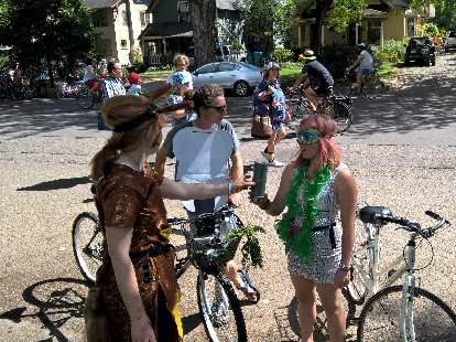 I encountered Amy, Brian and Allie during the 2016 Tour de Fat. I encountered Amy, Brian and Allie during the 2016 Tour de Fat.