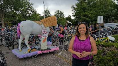 Raquel and a unicorn. Raquel and a unicorn.
