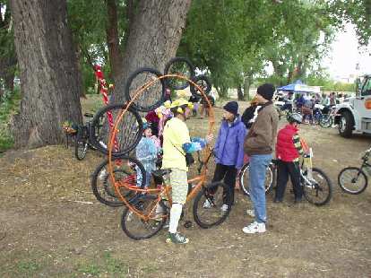 The Tour de Fat in Fort Collins was more like a parade than a tour.  Here's a bicycle with a lot of wheels.