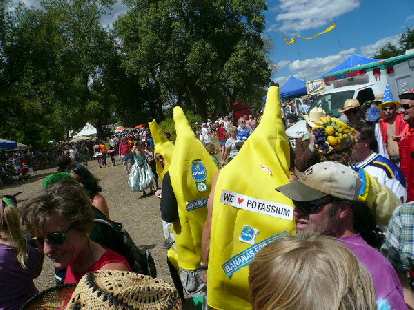 The bananas loved their potassium. The bananas loved their potassium.