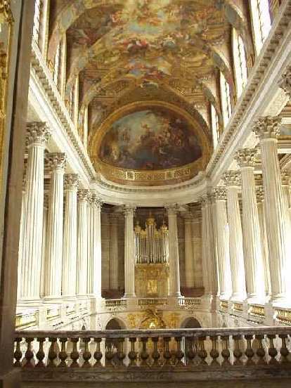 L'Chateau was tres opulent! L'Chateau was tres opulent!