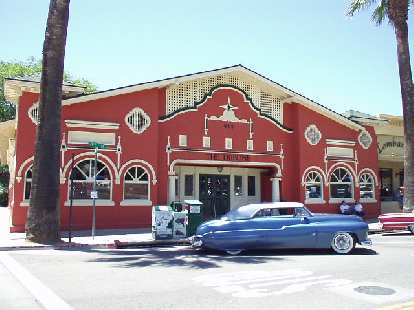 Downtown Paso Robles has lots of character, with many antique shops, restaurants... even a French cafe and a bistro. Here in front of The Tribune is a blue Mercury. Downtown Paso Robles has lots of character, with many antique shops, restaurants... even a French cafe and a bistro. Here in front of The Tribune is a blue Mercury.