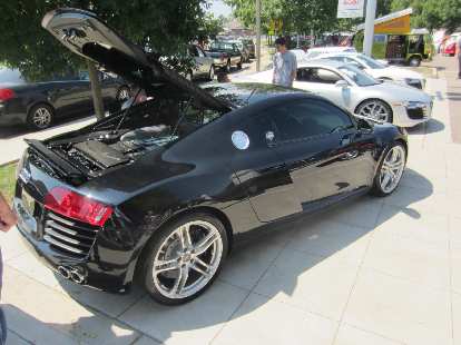 Audi R8. Audi R8.