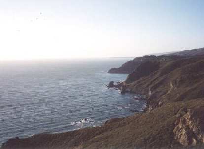 [After 17 Mile Drive, Sep 2001] Driving up along the coast to SF to Pier 39 and a House of ALM party.