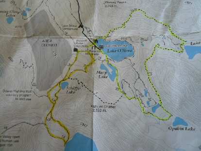The hikes we did (green route on Monday; yellow route on Tuesday).