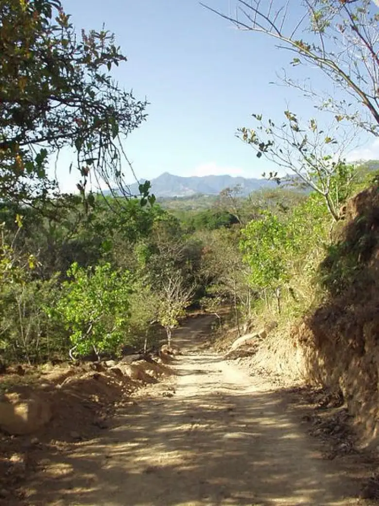 A taxi dropped Tori and I off at this dirt roads and we trekked in about 15 minutes to find the hot springs in Caldera.