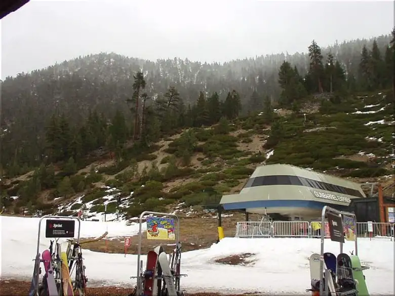 Feeling confident about my newfound skiing abilities, I go up the Gunbarrel Express to meet Carlos and Kristina....