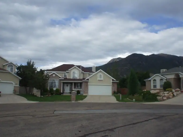 Another newer neighborhood.  A neighboring home to these had just over 3000 sq. ft. and was going for just $215,000!