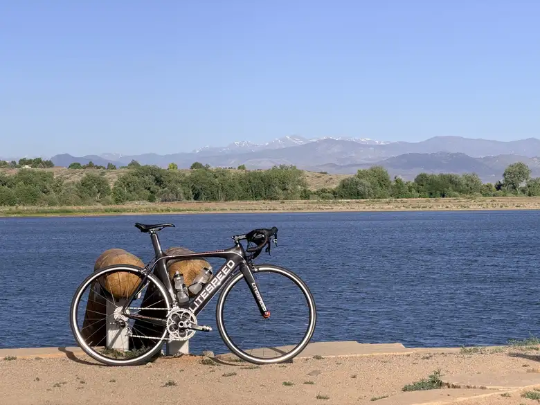 The Litespeed Archon C2 next to a reservoir near River Bluffs Open Space in Windsor, Colorado.