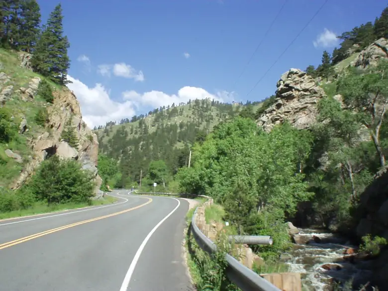[Mile 74, 9:13 a.m.] Near the start of Lefthand Canyon, above 5400 feet.