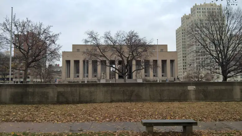 Soldiers' Memorial Military Museum.