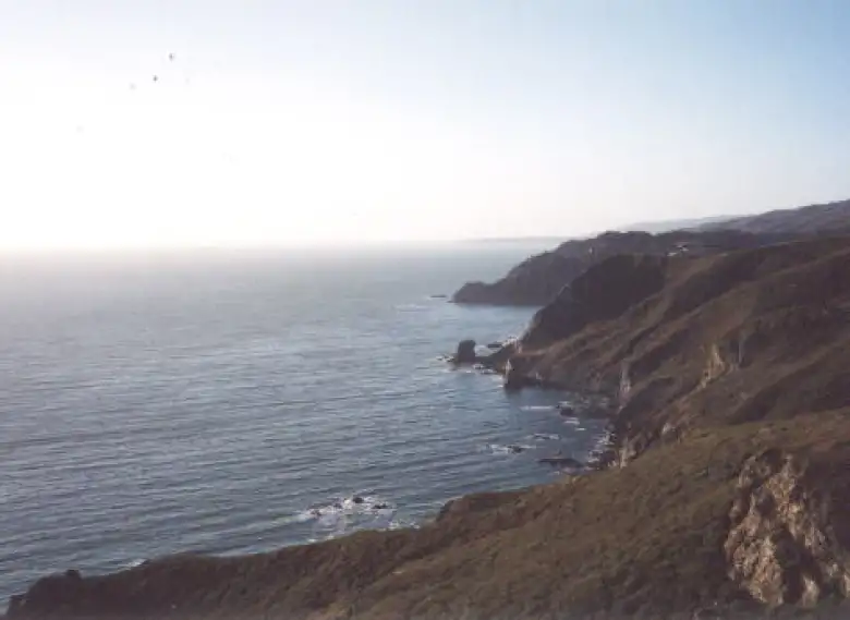[After 17 Mile Drive, Sep 2001] Driving up along the coast to SF to Pier 39 and a House of ALM party.