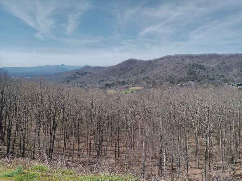 View of the Blue Ridge Mountains from the Blue Ridge Parkway southwest of Asheville.