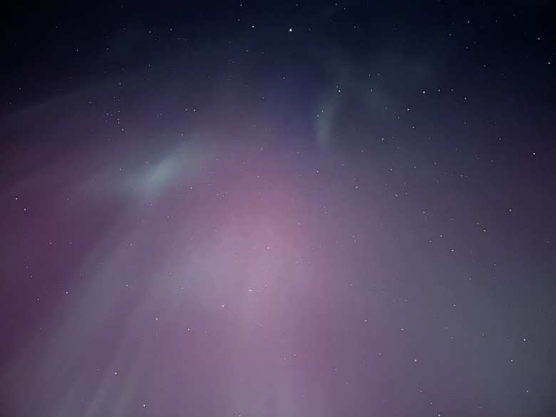 How the stars and sky looked like during another moment of the aurora borealis.