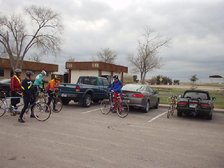 [Mile 0, 6:58 a.m.] Eight of us (representing South Dakota, Montana, and Colorado) gathered at the Cedar Pine Lodge in Interior, SD to ride this 200km brevet.  Six would finish the whole distance.