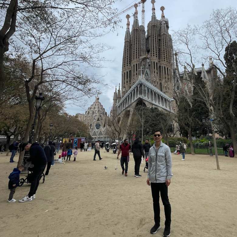 Felix in front of the Sagrada Familia.