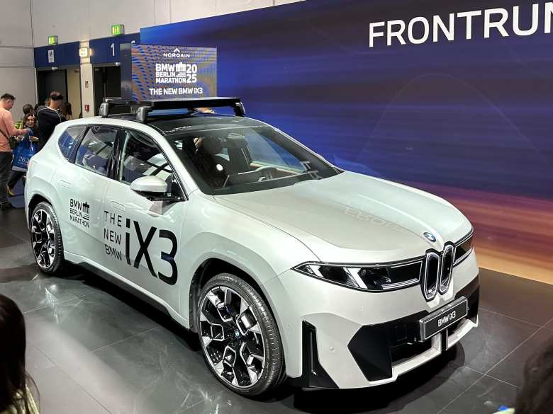 The BMW iX3 made its world premier at the Berlin Marathon expo.