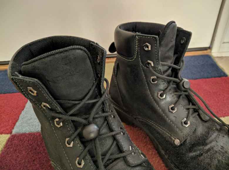 black Chinook boots, cord locks