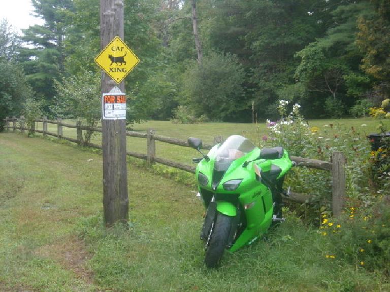 [Mile 676] Near Lake Mattawa in Orange, Massachusetts was this nice 2007 Kawasaki Ninja ZX-6R for sale.