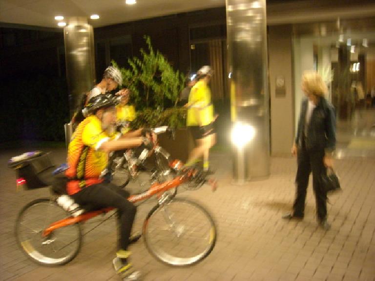 At the start, all ready to go!  Here's Silo on the recumbent and Jennifer Wise---the BMB Permanent route owner---who came all the way from Rhode Island to see us off.