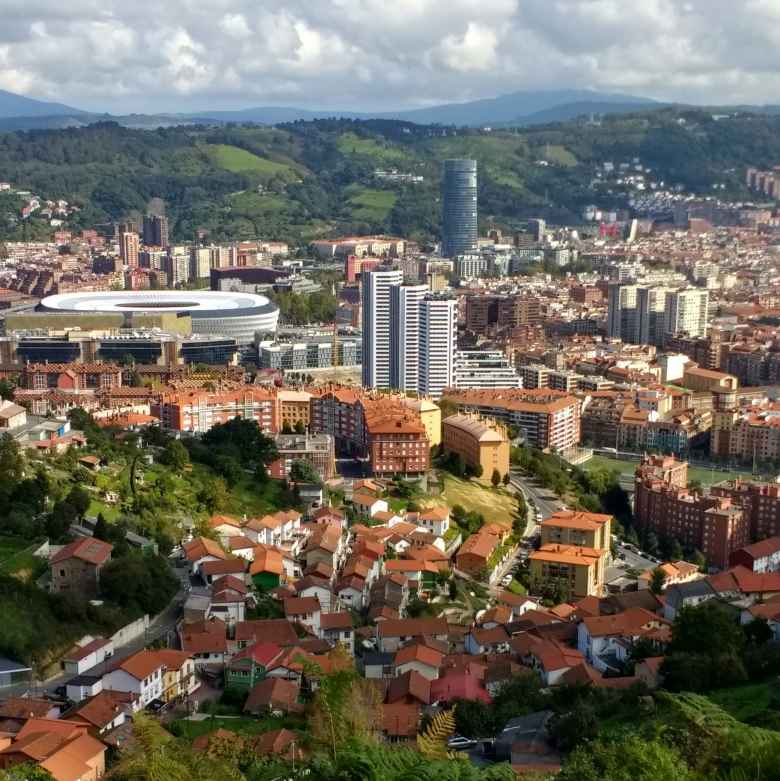 The view of Bilbao from the western side.