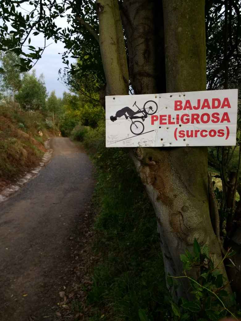 Bajada peligrosa (dangerous descent) near Lampaya, Spain, west of Oviedo.