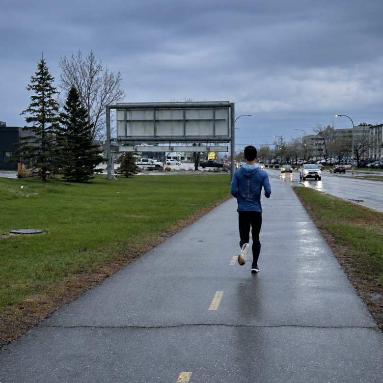 Felix running in Winnipeg.