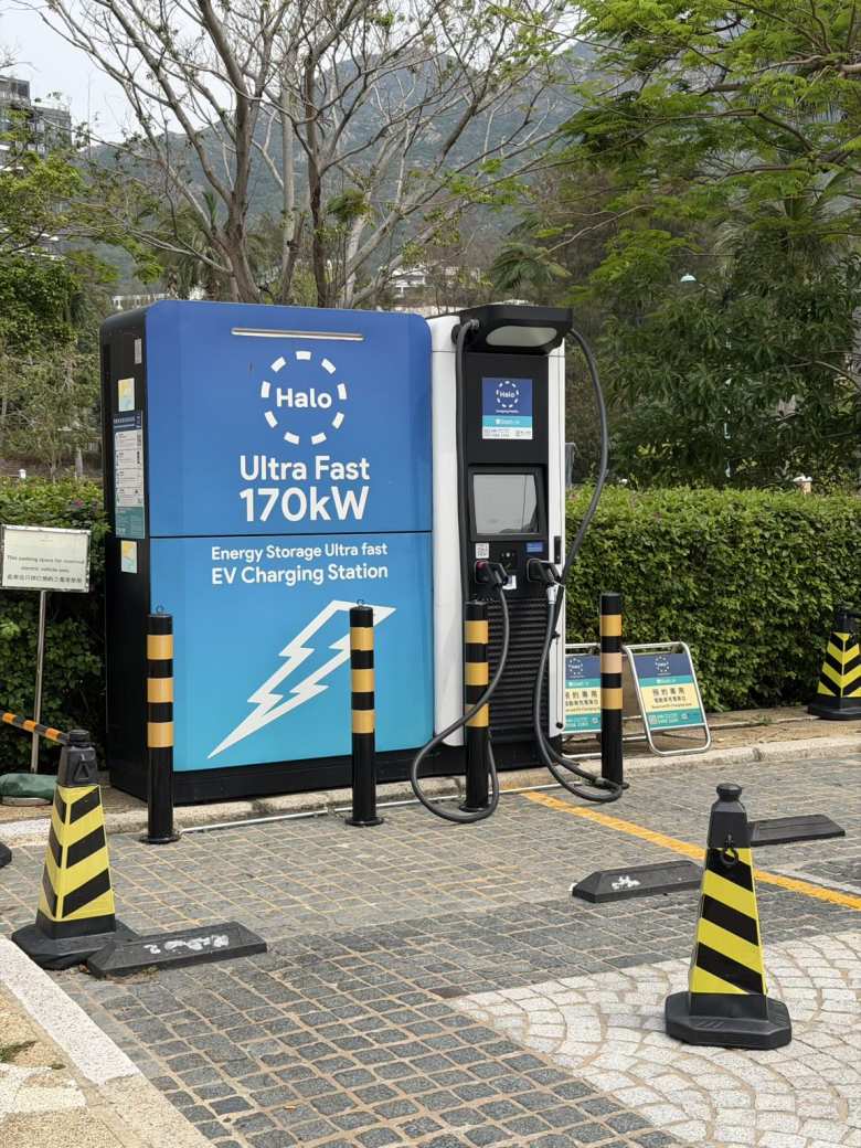 There was this 170kW EV charging station across from the Piazza at the Hong Kong Gold Coast.