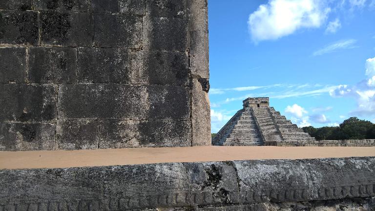 El Castillo step pyramid as seen from the ball court of Chichén Itzá