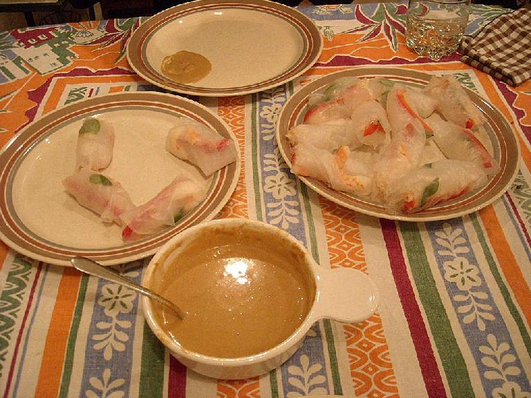 Yum -- spring rolls and peanut sauce.  Never mind that this is more of a traditional Vietnamese side dish than Chinese!