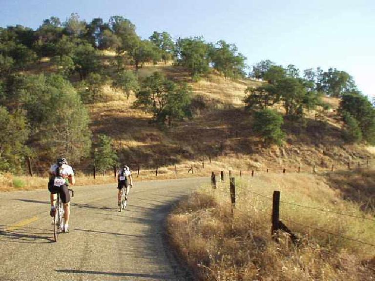 [Burrough Grade, Mile 30, 7:31 a.m.] Burrough Grade was pretty moderate... its worst 1/2-mile grade was just 7%.