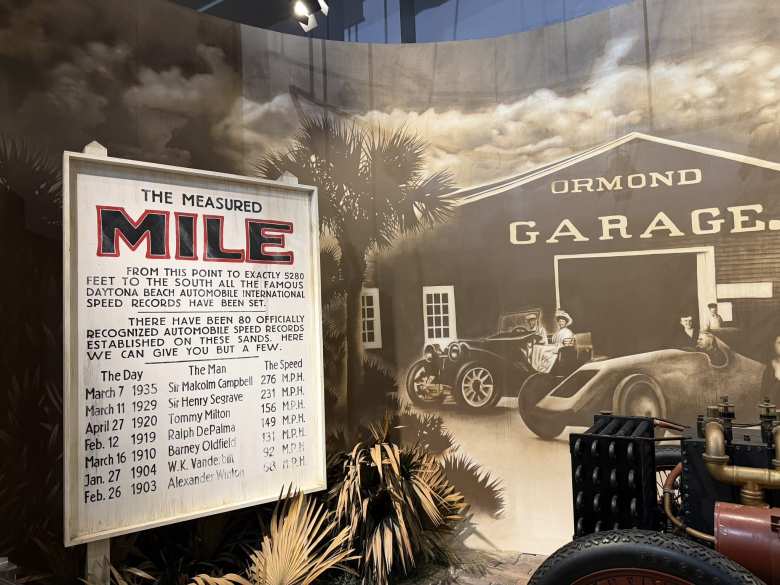 Daytona Beach became a place for racers to come to try to achieve a speed record at the measured mile in the early 20th century.