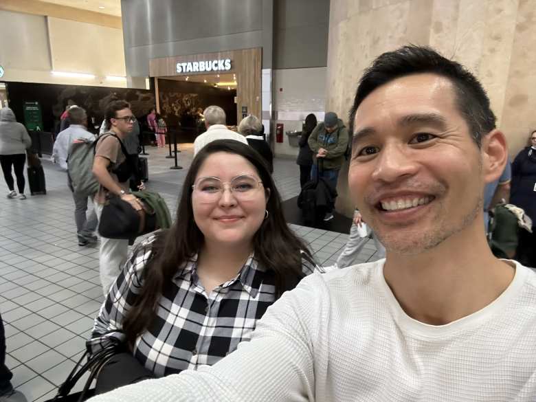 Sayuri, a HelloTalk friend, and I inside Terminal C of the Dallas-Fort Worth airport. By complete coincidence, we had flight connections at DFW at the same time.