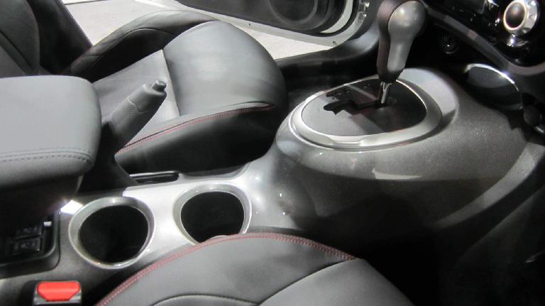 motorcycle gas tank inspired grey center console, Nissan Juke