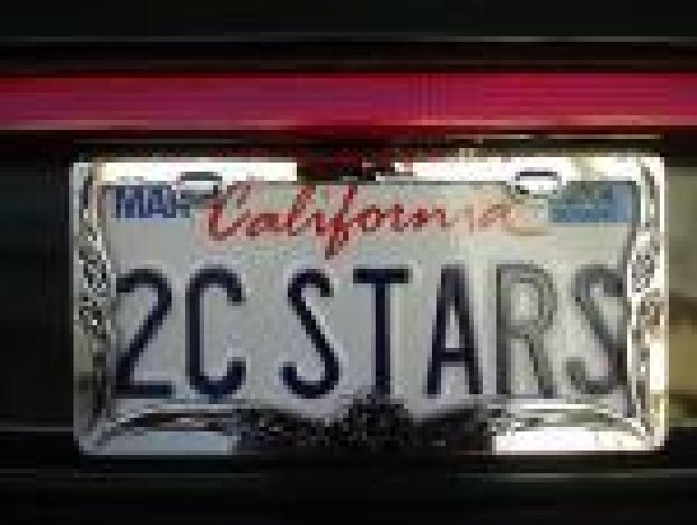 California license plates that say 2C STARS