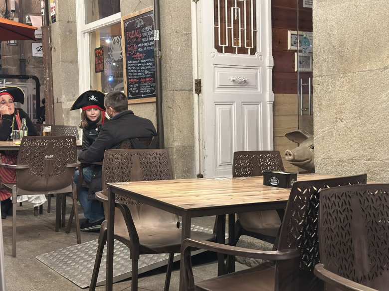 Some pirates outside a bar that we had drinks at.