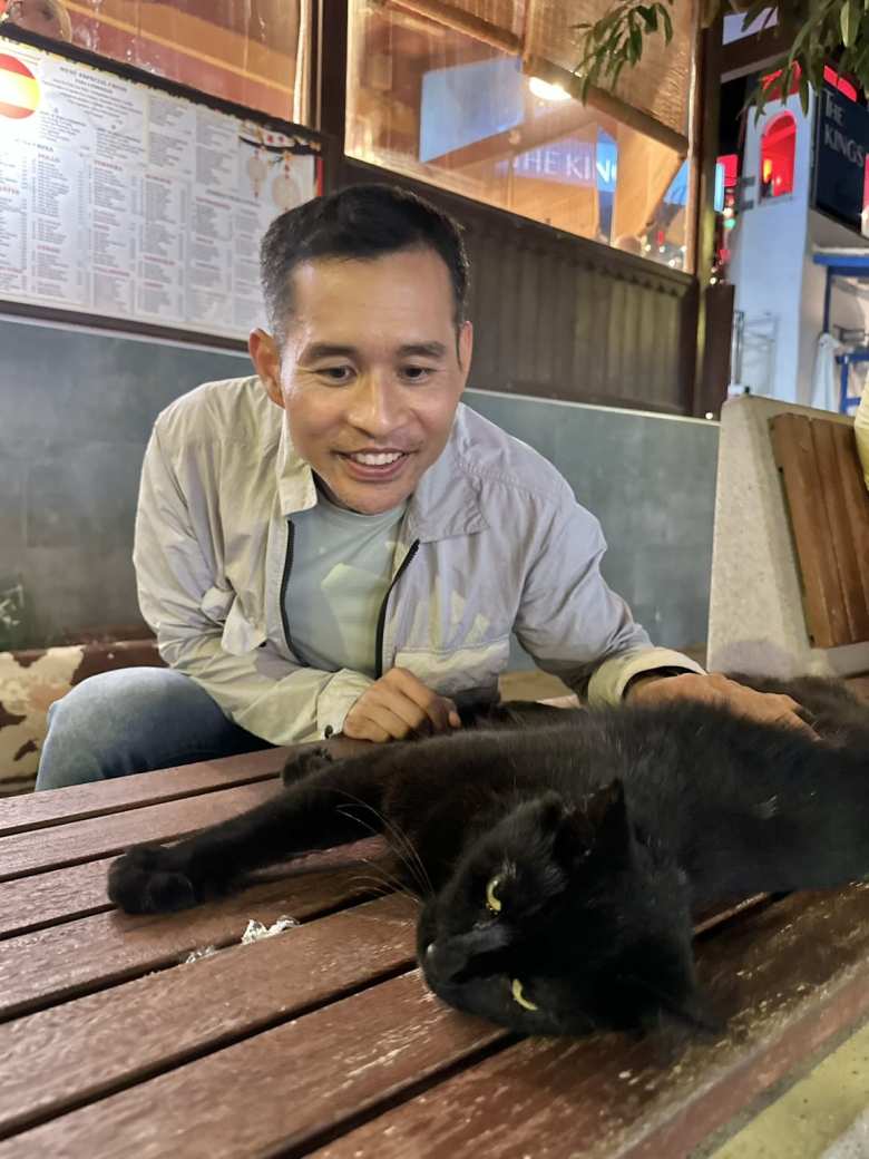 A black cat I encountered in Caleta de Fuste.