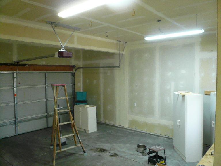 [Intermediate stage] The left wall with drywall instead of pegboard.