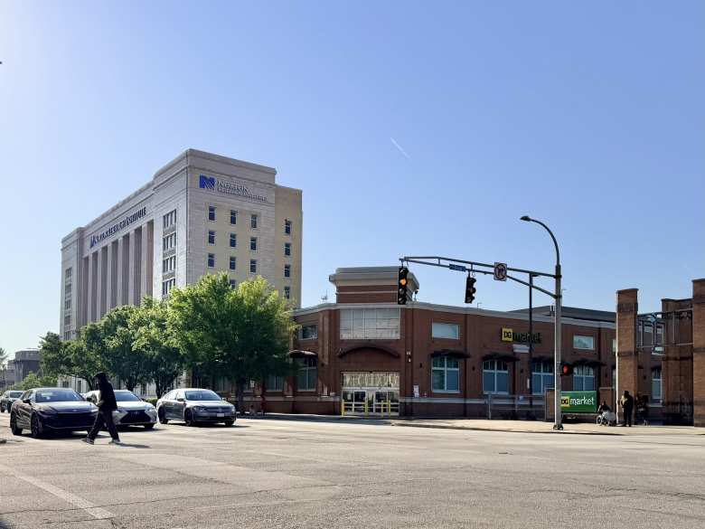 DG Market (Dollar General) was one of the very few markets in downtown Louisville that sold some produce.