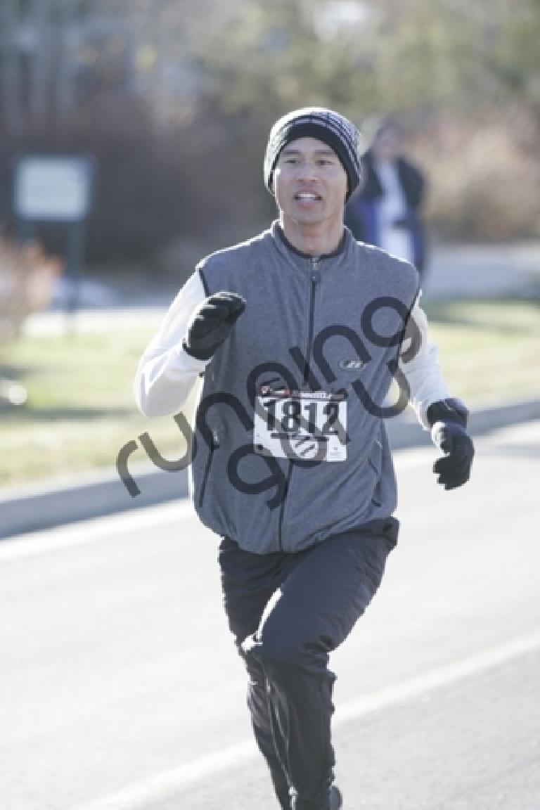 Nearing the finish of the Loveland Turkey Trot 5k.