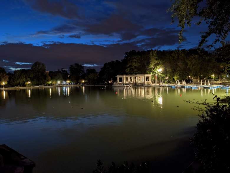 The lake at Parque del Retiro in Madrid.