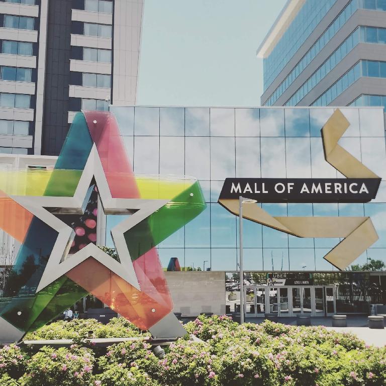 The Mall of America is supposed to be the largest mall in the United States in terms of number of stores and total floor area, but I imagined it would look larger.