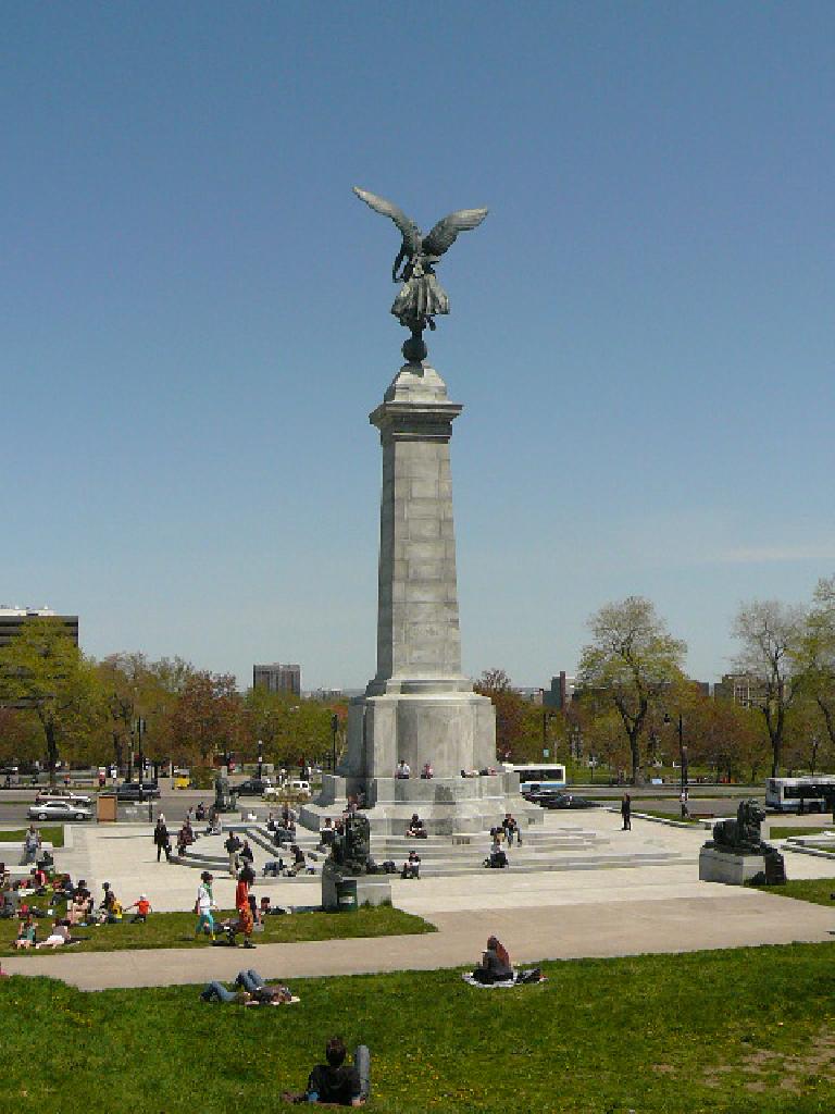 Statue d'Athena in Le Parc Mont-Royal.