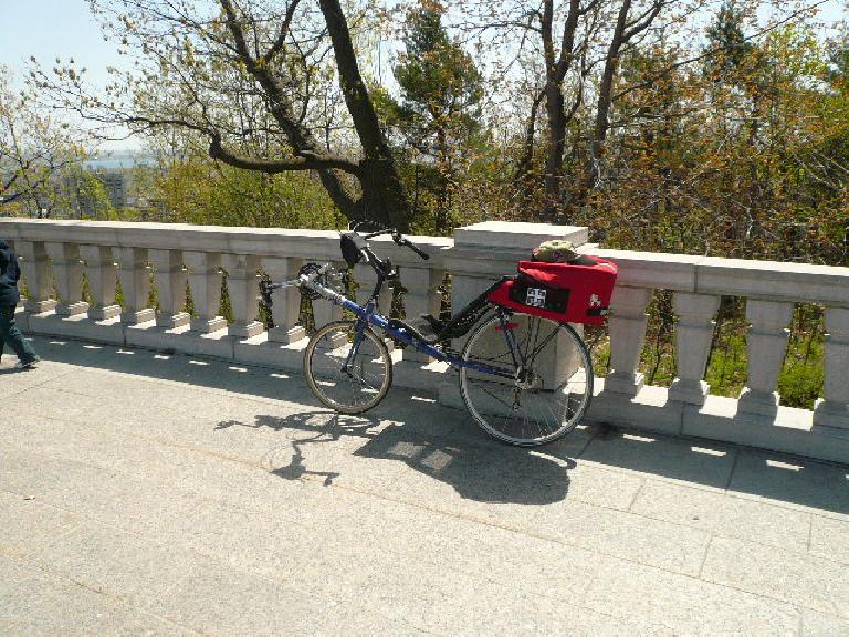A recumbent bicycle at Le Chalet du Mont-Royal.