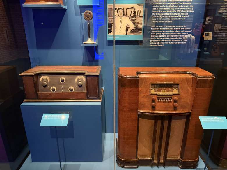 1924 Crosley Super Tridyn and 1935 Coronado Console Model 816-B radios. 