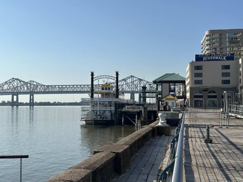 I went for a run during the first morning. Unfortunately, the riverwalk by the Mississippi was very short.