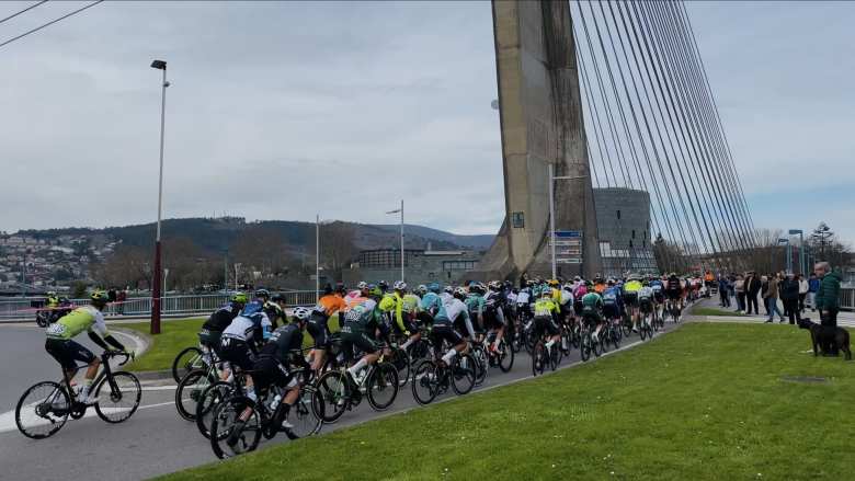 Thumbnail for Related: Watching O Gran Camiño 2025 Roll Through Pontevedra (2025)