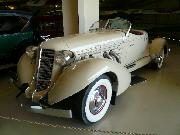 This 1935 Auburn 851 speedster looked fast all right.  With 150 hp, it was the first American stock car to exceed 100 mph for a 12 hour period.  Unfortunately, Auburn could not survive the Great Depression.
